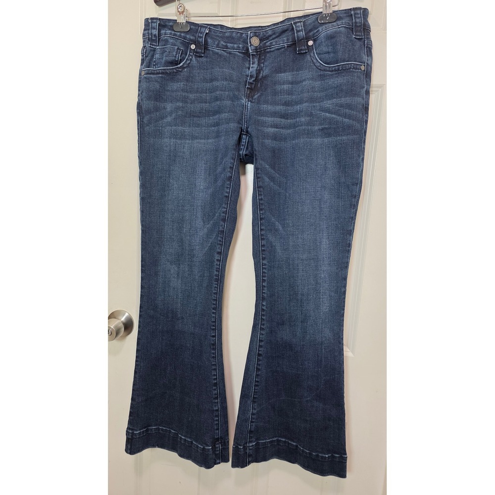 Rock and Roll Cowgirl Trouser Jeans Womens 36x32 Dark Wash Flare Denim Western‎